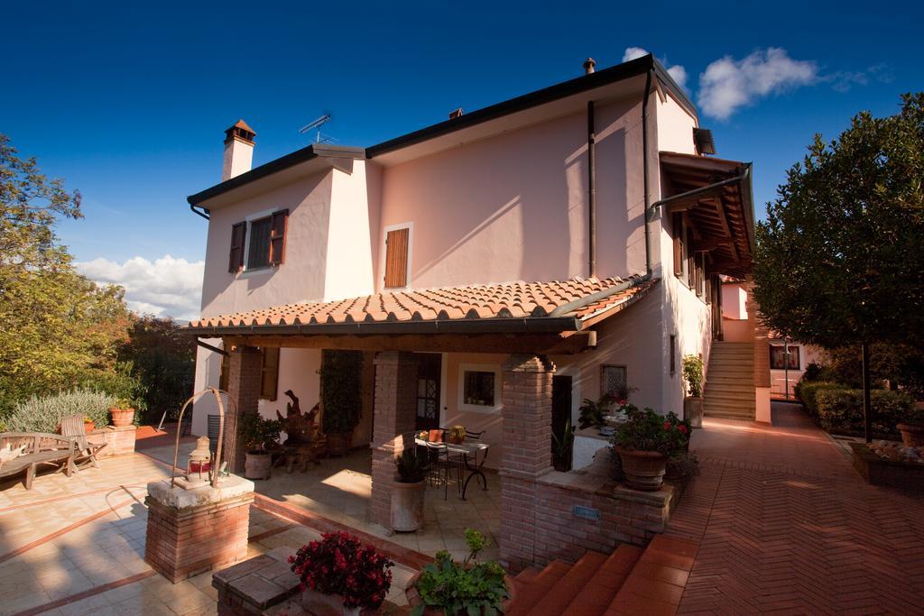 Podere Santa Rita * Montescudaio