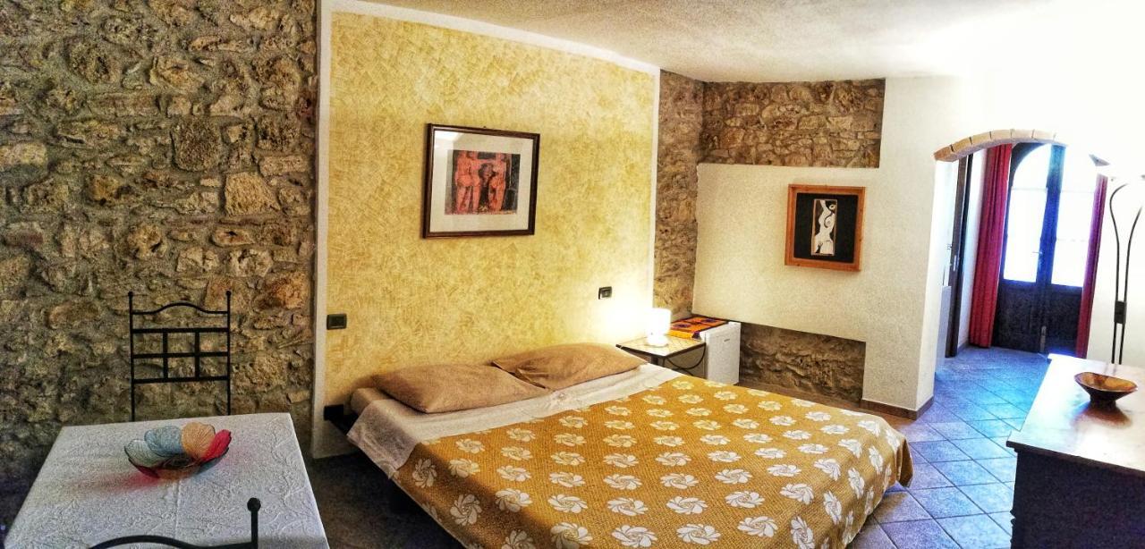 Agroturismo Podere Santa Rita *